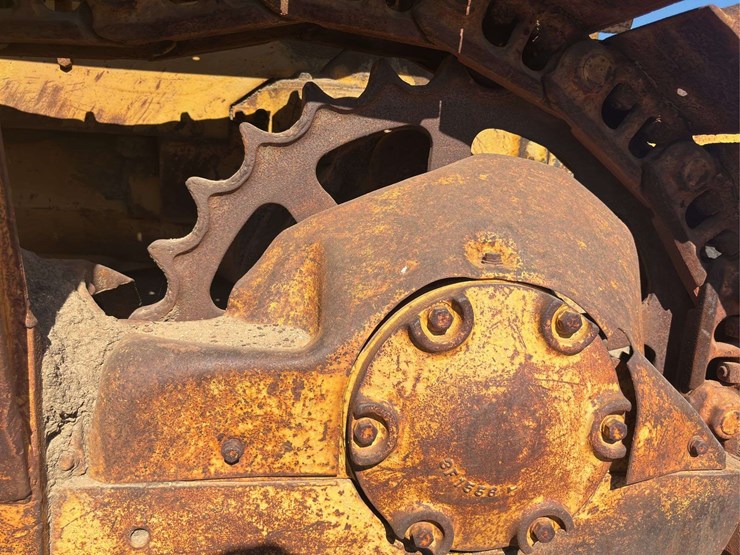 caterpillar-d4-image-46