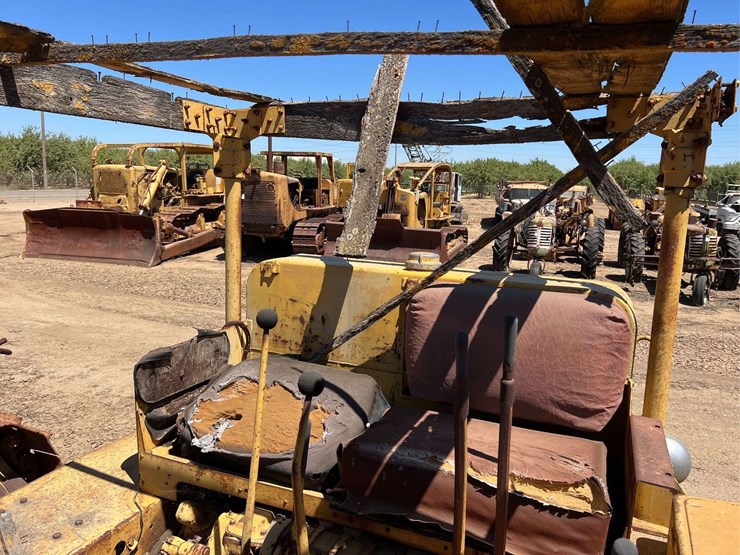 caterpillar-d8-image-25