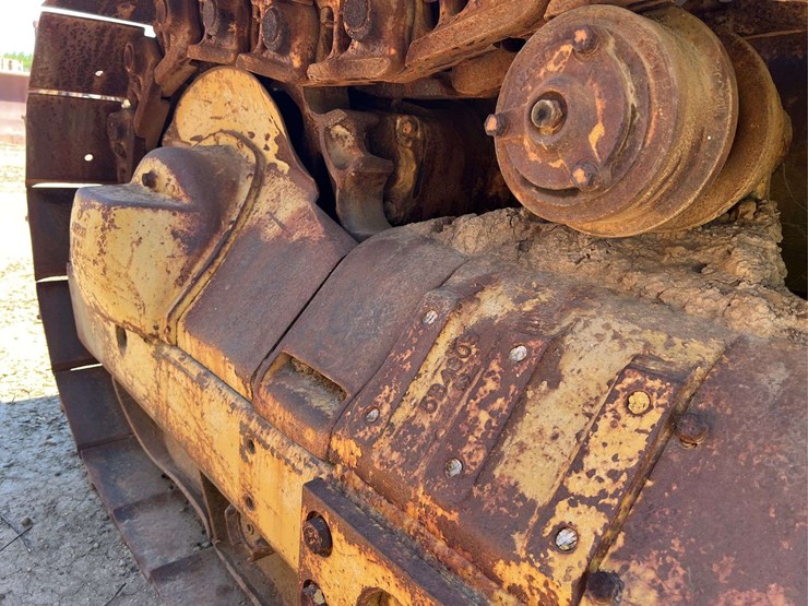 caterpillar-d8-image-77