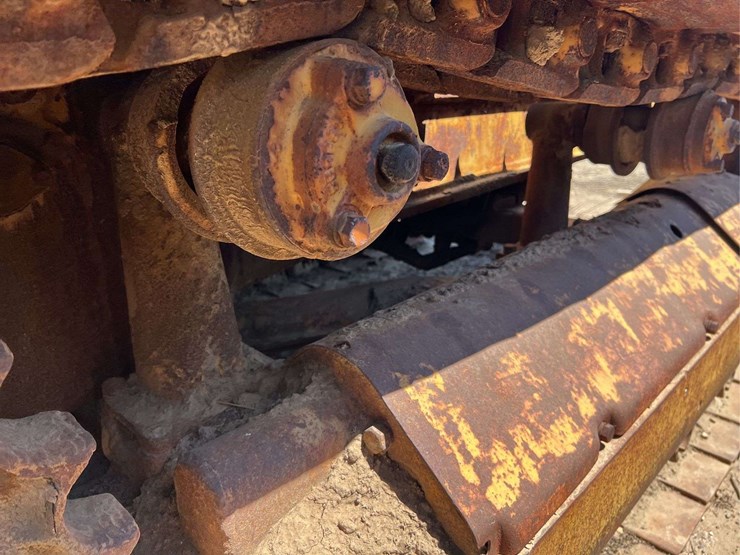 caterpillar-d6-image-49