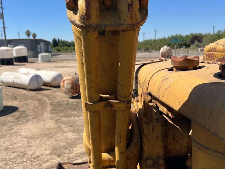 caterpillar-d9g-image-55