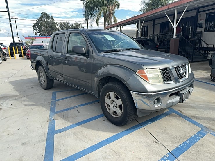 2006-nissan-frontier-image-1