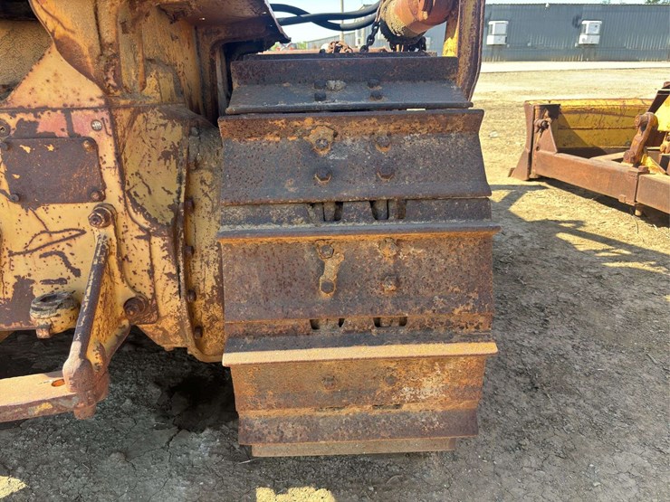 caterpillar-d4-image-25
