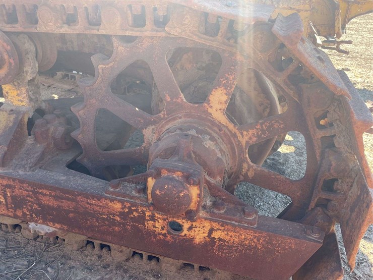 caterpillar-d4-image-29