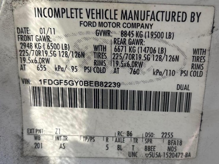 2011-ford-f550-image-5