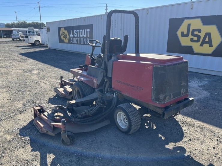 2009-toro-groundsmaster-4000d-image-6
