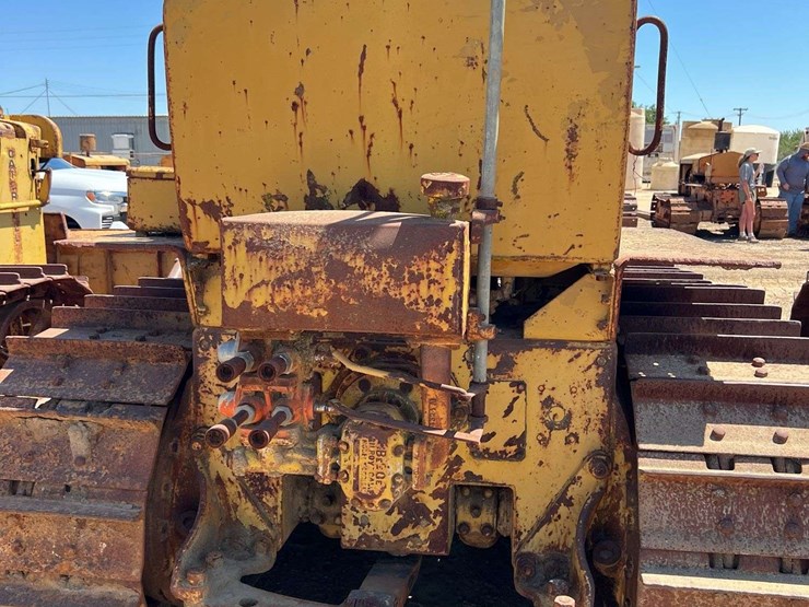 caterpillar-d6-image-31