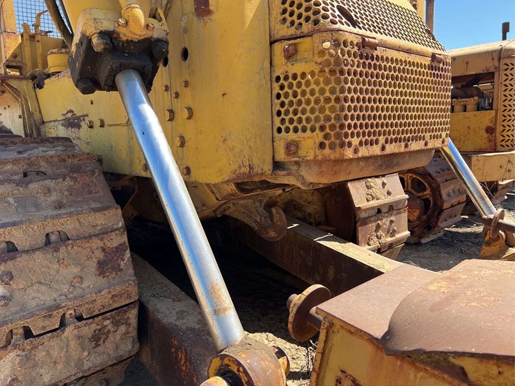 caterpillar-d9g-image-97