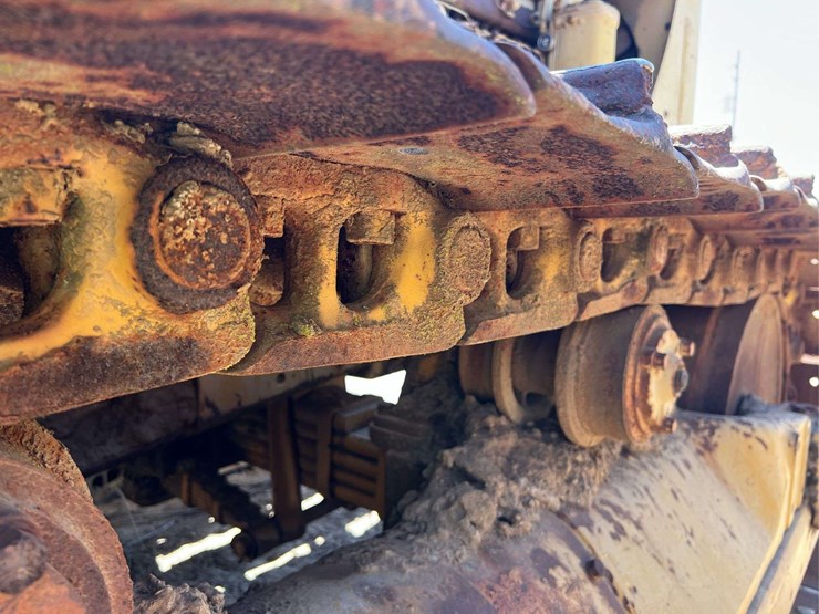 caterpillar-d8-image-97