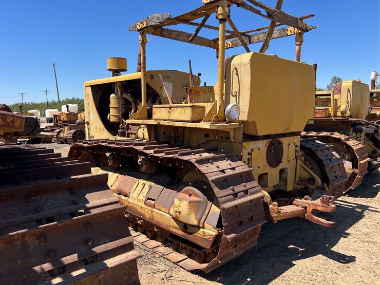 caterpillar-d8-image-11