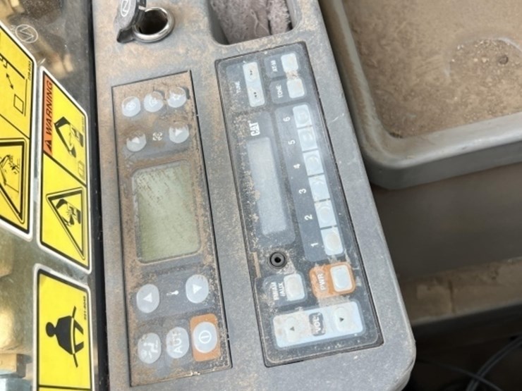 2013-caterpillar-312e-image-46