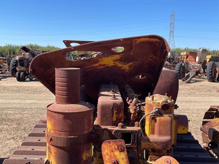 caterpillar-d4-image-13