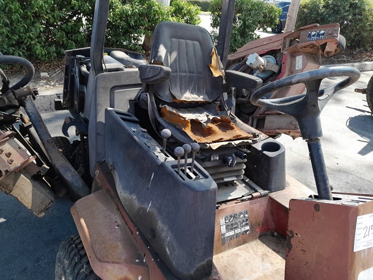 lot#-100--4wd-lawn-mower-image-5