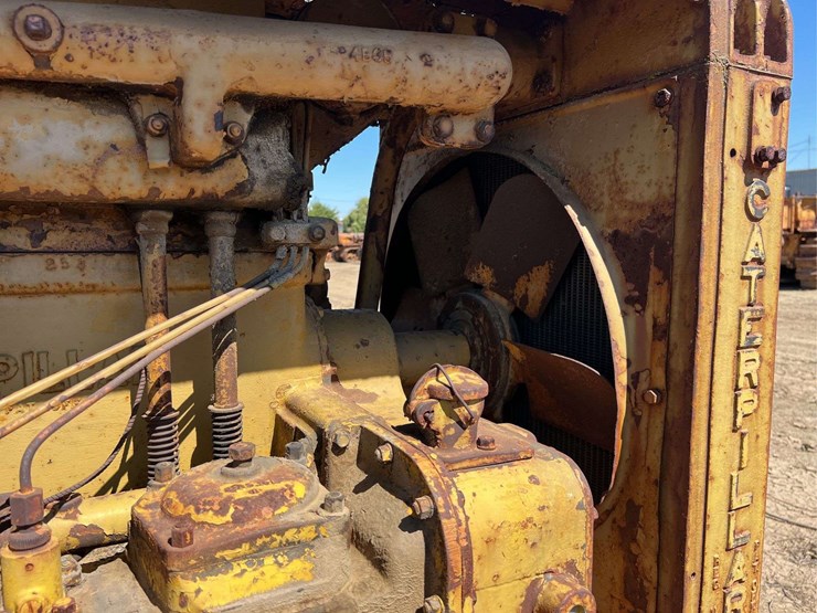 caterpillar-rd6-image-77