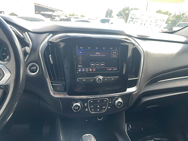 lot#-310-2020-chevy-traverse-**offsite**-buy-now-image-10