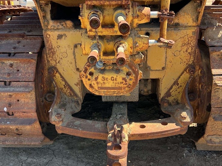 caterpillar-d6-image-82