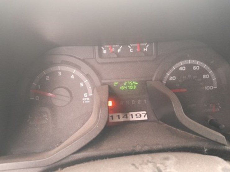 lot#--2014-mblt-mv-1-handicap-van-image-9