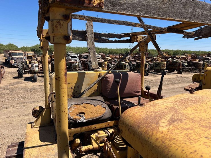 caterpillar-d8-image-38