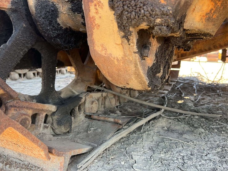 caterpillar-d4-image-22