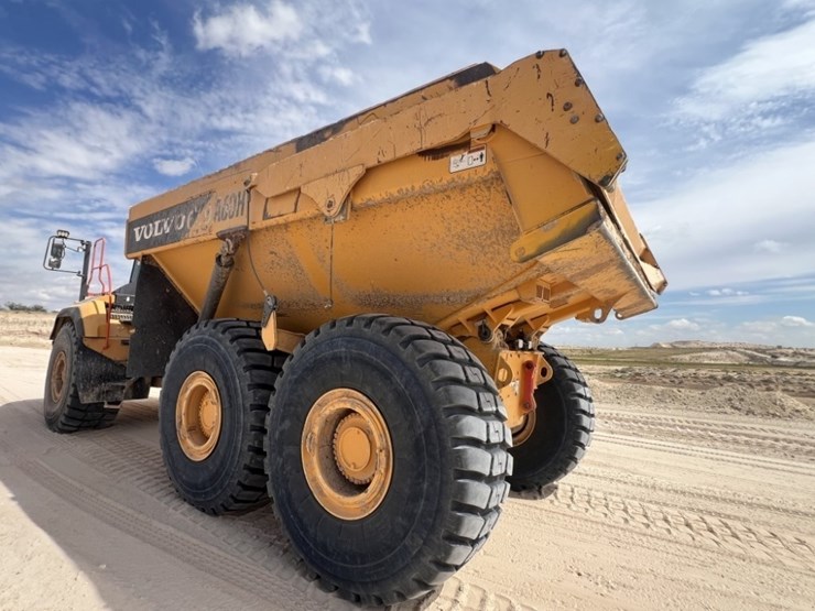 2020-volvo-a60h-image-3