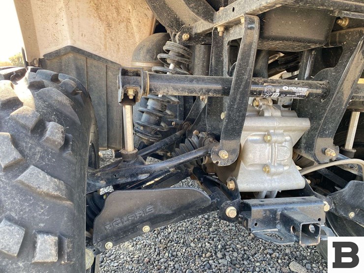 2014-polaris-sportsman-570-efi-image-21