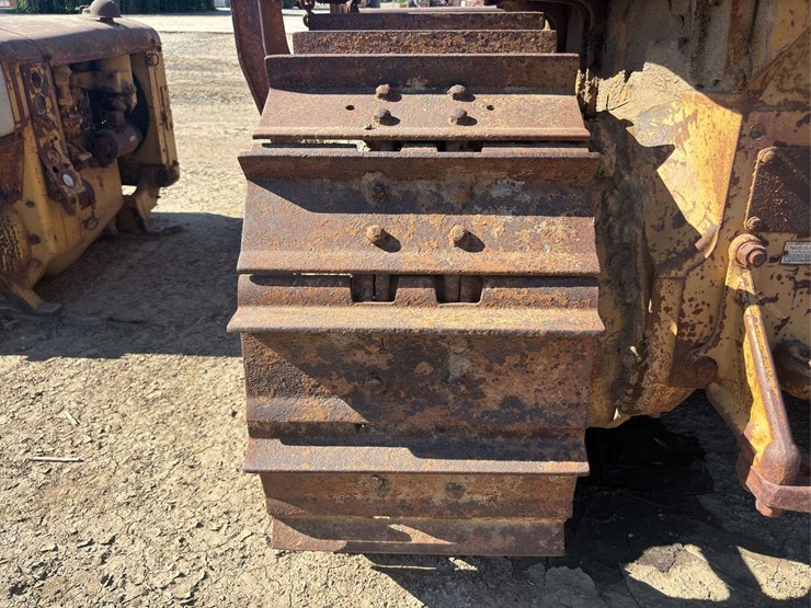 caterpillar-d4-image-29