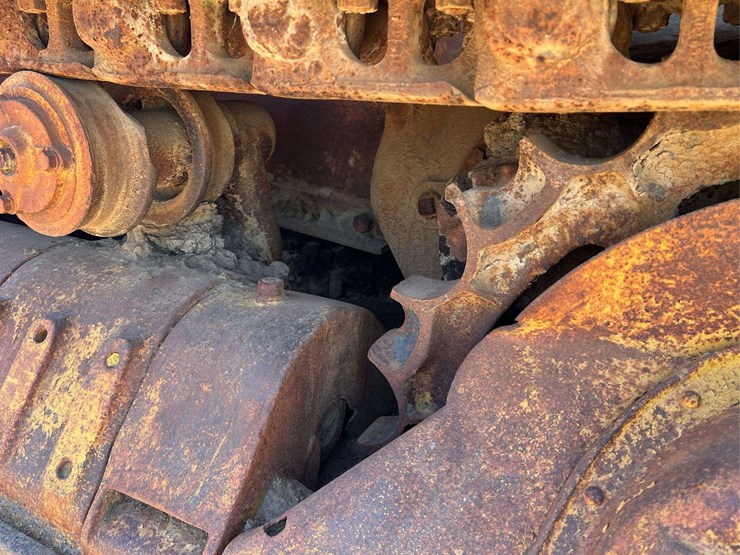 caterpillar-d8-image-90
