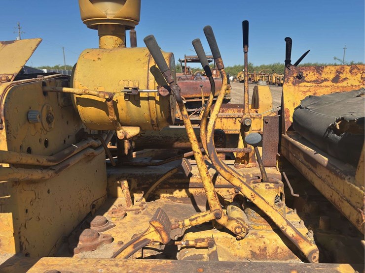 caterpillar-d4-image-58