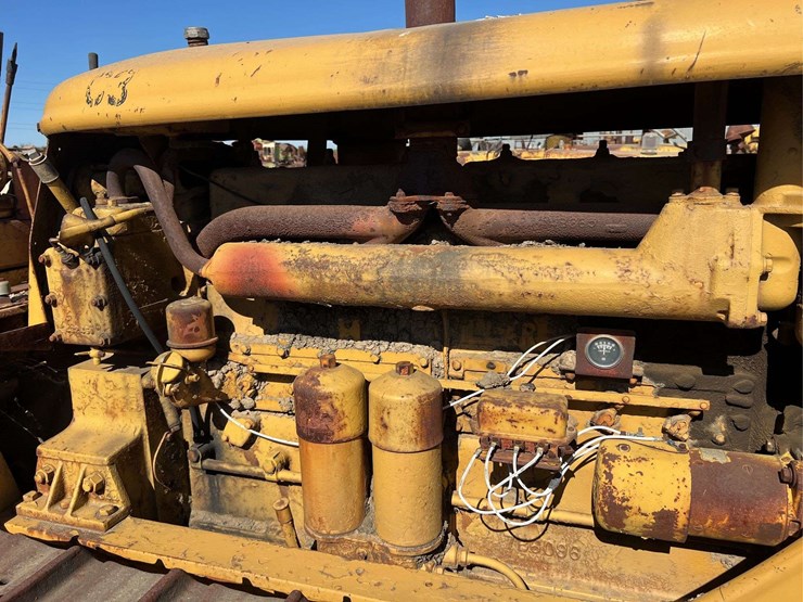 caterpillar-d6-image-48