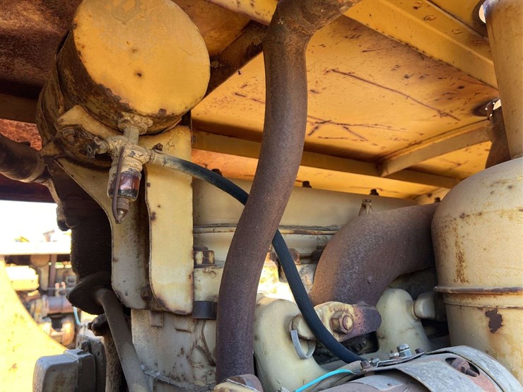 caterpillar-d8-image-56