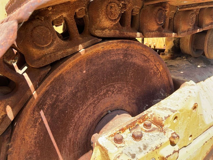 caterpillar-d8-image-79