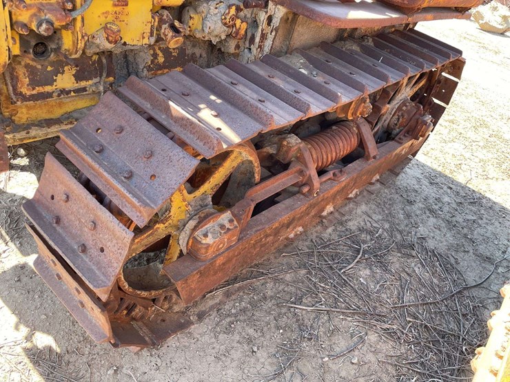 caterpillar-d4-image-35