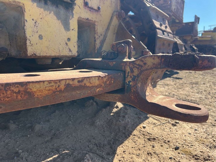 caterpillar-d6-image-27
