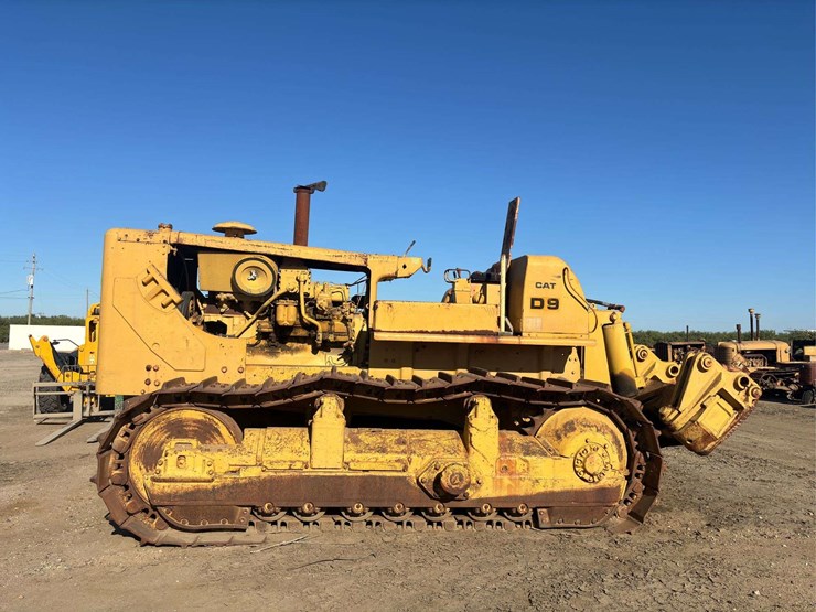 caterpillar-d9-image-3