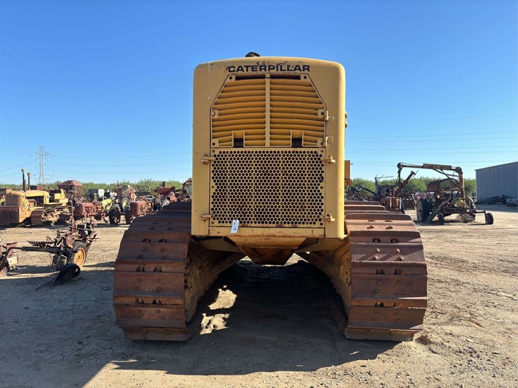 caterpillar-d9-image-11