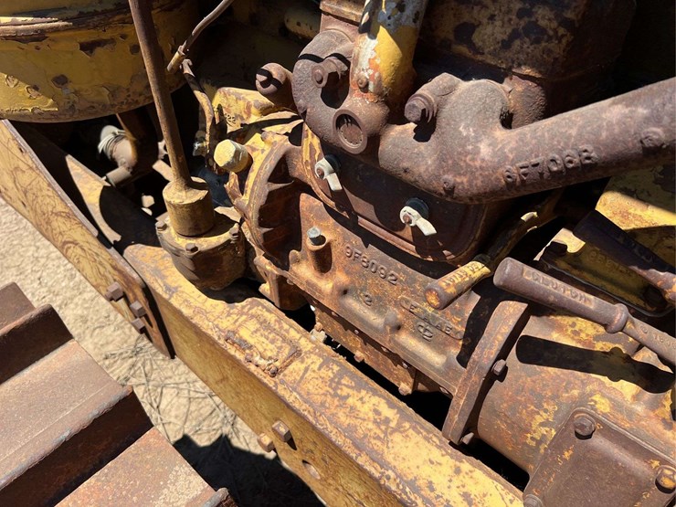 caterpillar-d8-image-34