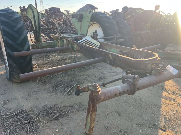 (2)-oliver-parts-tractors-image-25