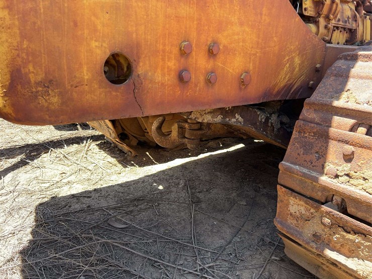 caterpillar-d8-image-84