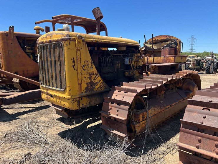 caterpillar-d6-image-1