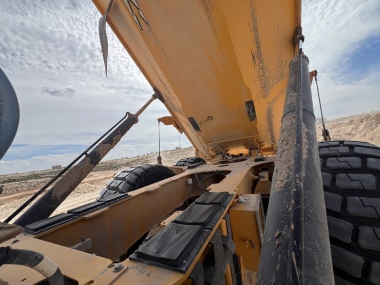 2020-volvo-a60h-image-48