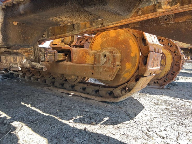 caterpillar-d8-image-110