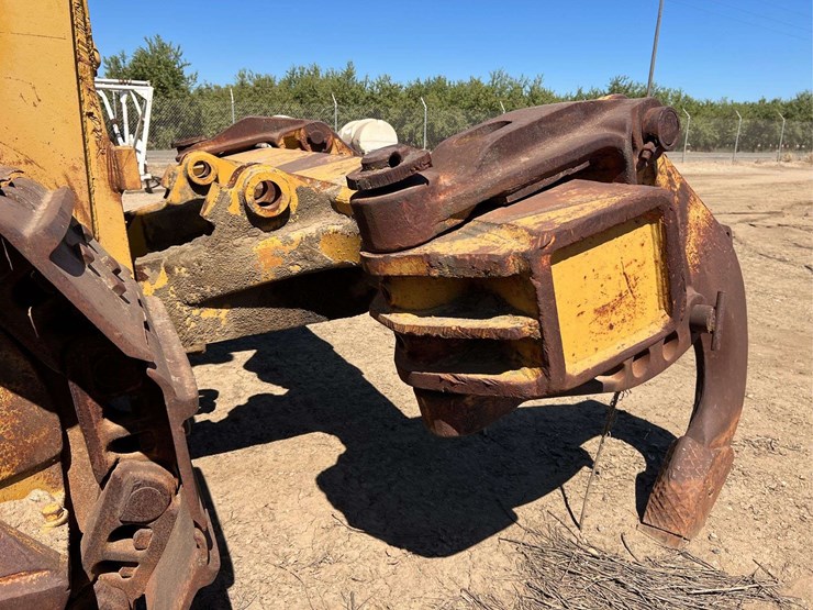 caterpillar-d9g-image-138