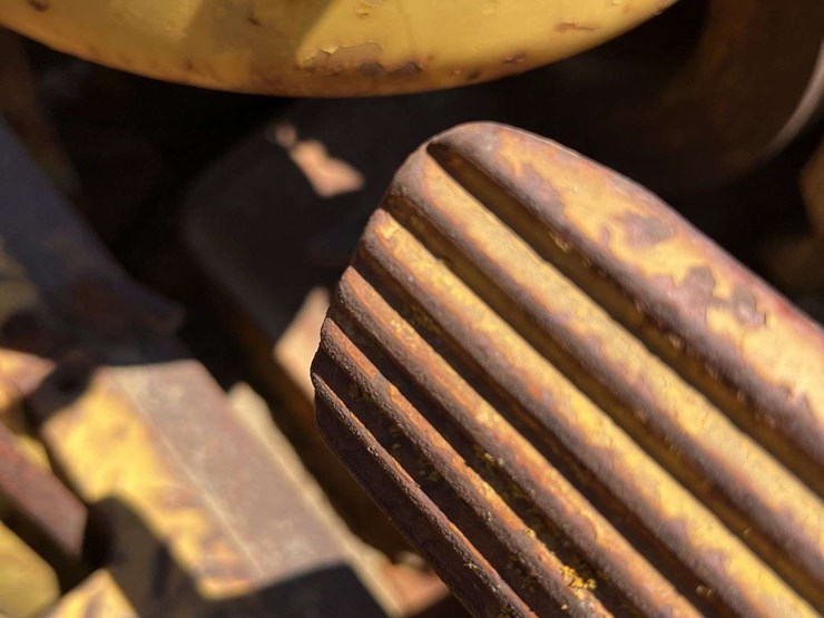 caterpillar-d6-image-28