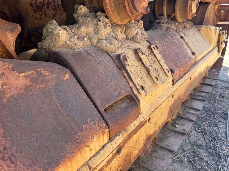 caterpillar-d8-image-96