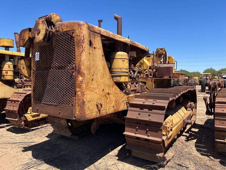 caterpillar-d8-image-2