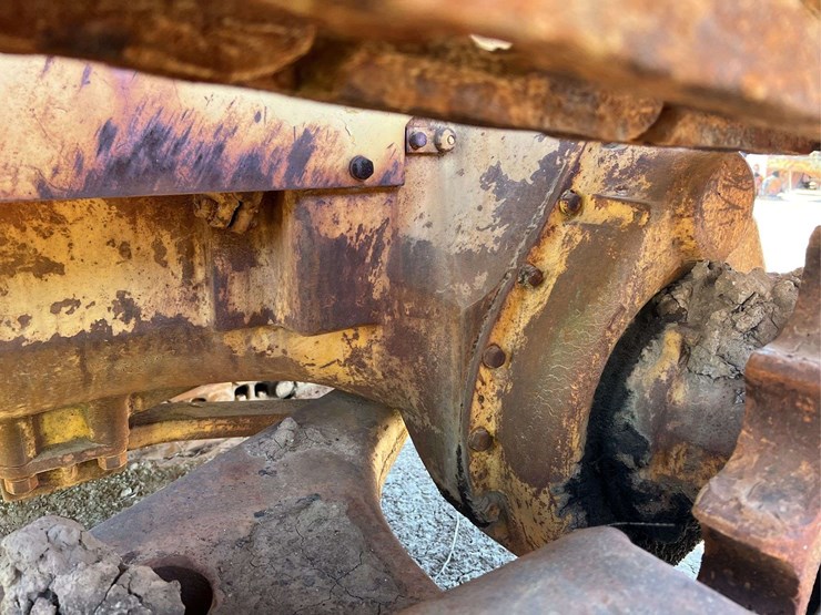 caterpillar-d4-image-87