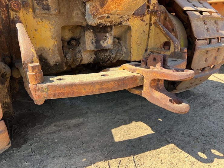 caterpillar-d8-image-38