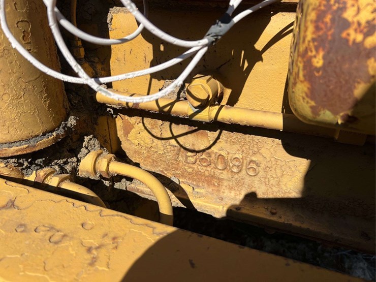 caterpillar-d6-image-56