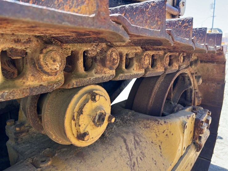caterpillar-d8-image-64