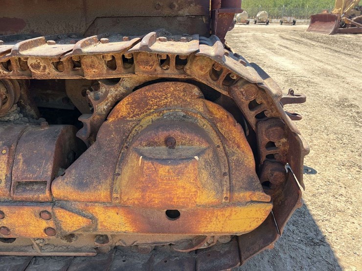 caterpillar-d8-image-98